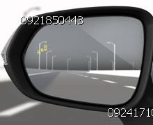 Gập gương lên kính xe hơi ô tô